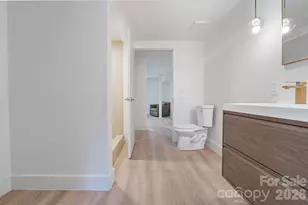 911 E Woodlawn Rd, Charlotte, NC 28209 - Photo 34