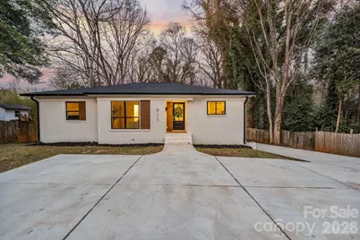 911 E Woodlawn Road, Charlotte, NC 28209 - Photo 1
