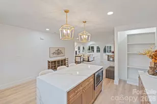 911 E Woodlawn Rd, Charlotte, NC 28209 - Photo 8