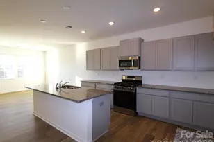 1334 Fremont Dr, Wingate, NC 28174 - Photo 4