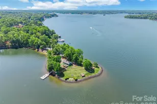 555 Pine Links Dr, Tega Cay, SC 29708 - Photo 32