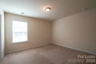 5904 Stirlingshire Ct, Charlotte, NC 28278 - Photo 6