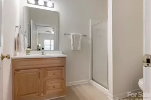 3228 12 Oaks Pl, Charlotte, NC 28270 - Photo 24