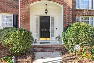 3228 12 Oaks Pl, Charlotte, NC 28270 - Photo 2