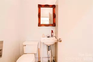 215 Morton St, Shelby, NC 28152 - Photo 14