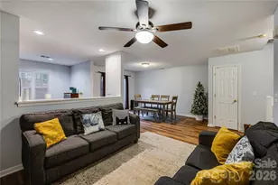 5925 Prescott Ct, Charlotte, NC 28269 - Photo 10