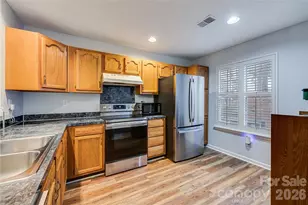 5925 Prescott Ct, Charlotte, NC 28269 - Photo 6