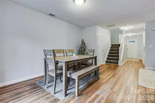 5925 Prescott Ct, Charlotte, NC 28269 - Photo 6