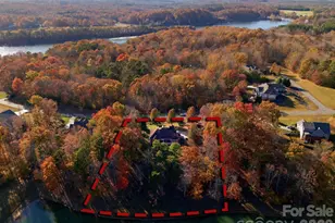 211 Harbor Ridge Dr, Statesville, NC 28677 - Photo 2