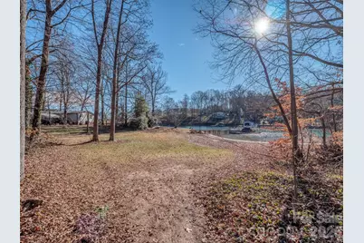 4677 Stratford Lane, Denver, NC 28037 - Photo 4