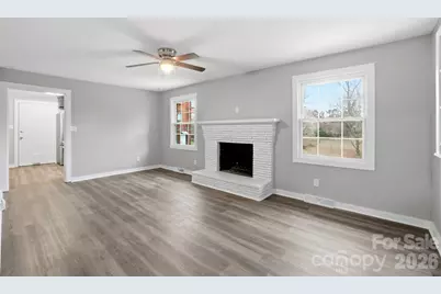 25 American Avenue NE, Concord, NC 28025 - Photo 8