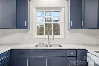 25 American Avenue NE, Concord, NC 28025 - Photo 4