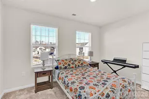 6036 Lowe Ln, Charlotte, NC 28214 - Photo 18