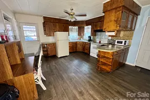 5301 Elkin Hwy 268 Rd, North Wilkesboro, NC 28659 - Photo 8