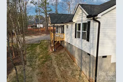 124 Fairfield Lane, Marion, NC 28752 - Photo 2