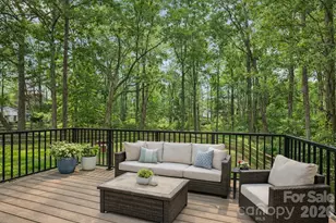 551 Dovefield Dr, Indian Trail, NC 28079 - Photo 2