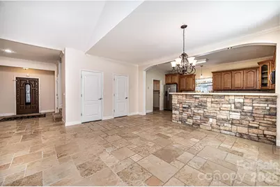 1825 Plaza Drive, Hickory, NC 28602 - Photo 14