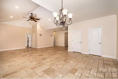 1825 Plaza Drive, Hickory, NC 28602 - Photo 16