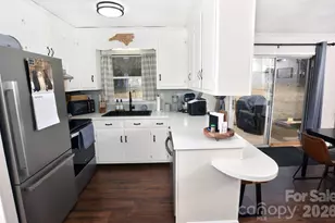 470 Nestlewood Ln, Salisbury, NC 28144 - Photo 6