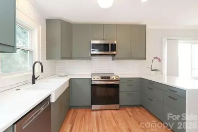 1609 Forsythia Circle, Charlotte, NC 28208 - Photo 8