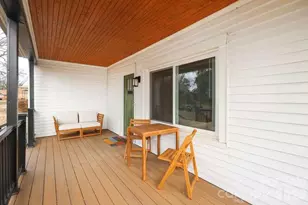 1609 Forsythia Cir, Charlotte, NC 28208 - Photo 2