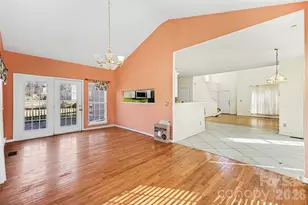 9911 Atkins Ridge Dr, Charlotte, NC 28213 - Photo 10