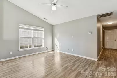 1430 Braveheart Lane, Charlotte, NC 28216 - Photo 4