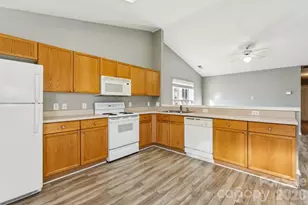 1430 Braveheart Ln, Charlotte, NC 28216 - Photo 8