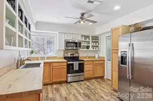 210 Spring Valley Dr, Mars Hill, NC 28754 - Photo 12