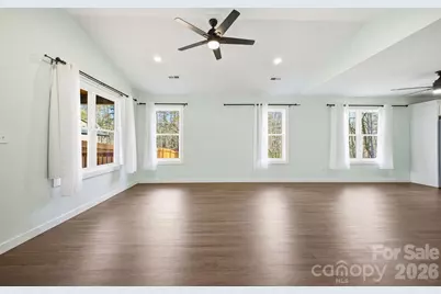 224 Walt Drive, Hendersonville, NC 28792 - Photo 2