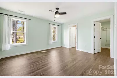 224 Walt Drive, Hendersonville, NC 28792 - Photo 10