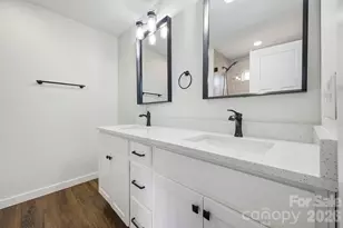 224 Walt Dr, Hendersonville, NC 28792 - Photo 14