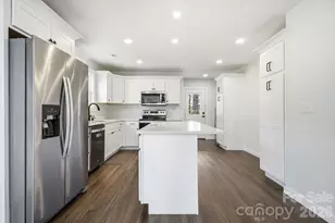 224 Walt Dr, Hendersonville, NC 28792 - Photo 6