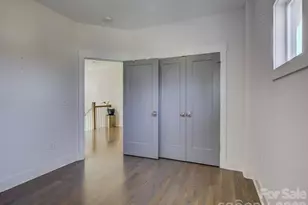 2574 Barry St, Charlotte, NC 28205 - Photo 30