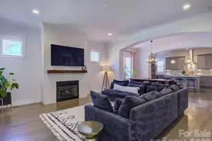 2574 Barry St, Charlotte, NC 28205 - Photo 6