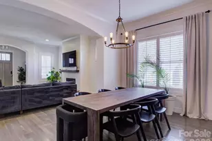 2574 Barry St, Charlotte, NC 28205 - Photo 10