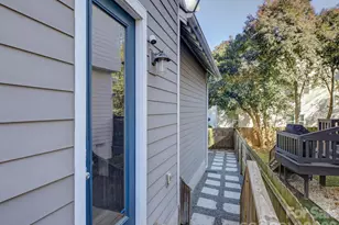 2574 Barry St, Charlotte, NC 28205 - Photo 36