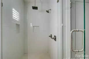 2574 Barry St, Charlotte, NC 28205 - Photo 24