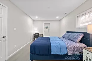 2620 Englehardt St, Charlotte, NC 28216 - Photo 22