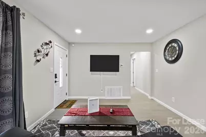 2620 Englehardt Street, Charlotte, NC 28216 - Photo 8