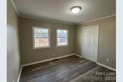 323 N Flint Street, Lincolnton, NC 28092 - Photo 6