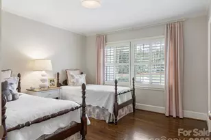 421 Merwick Cir, Charlotte, NC 28211 - Photo 14