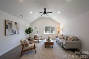 647 E Sharpe St, Statesville, NC 28677 - Photo 6