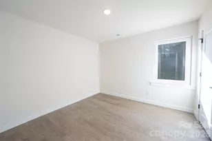 647 E Sharpe St, Statesville, NC 28677 - Photo 20