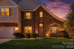 831 Irish Green Dr, Clover, SC 29710 - Photo 2