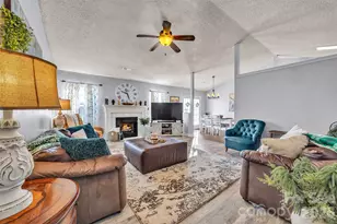 1959 8th St SE, Hickory, NC 28602 - Photo 8