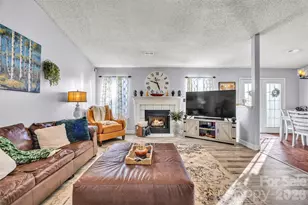 1959 8th St SE, Hickory, NC 28602 - Photo 8