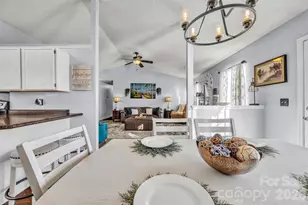 1959 8th St SE, Hickory, NC 28602 - Photo 1