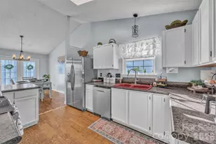 1959 8th St SE, Hickory, NC 28602 - Photo 10