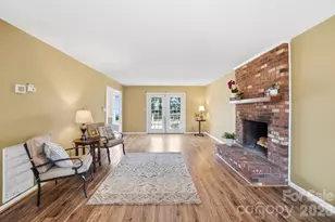 1400 Neal Hawkins Rd, Gastonia, NC 28056 - Photo 4